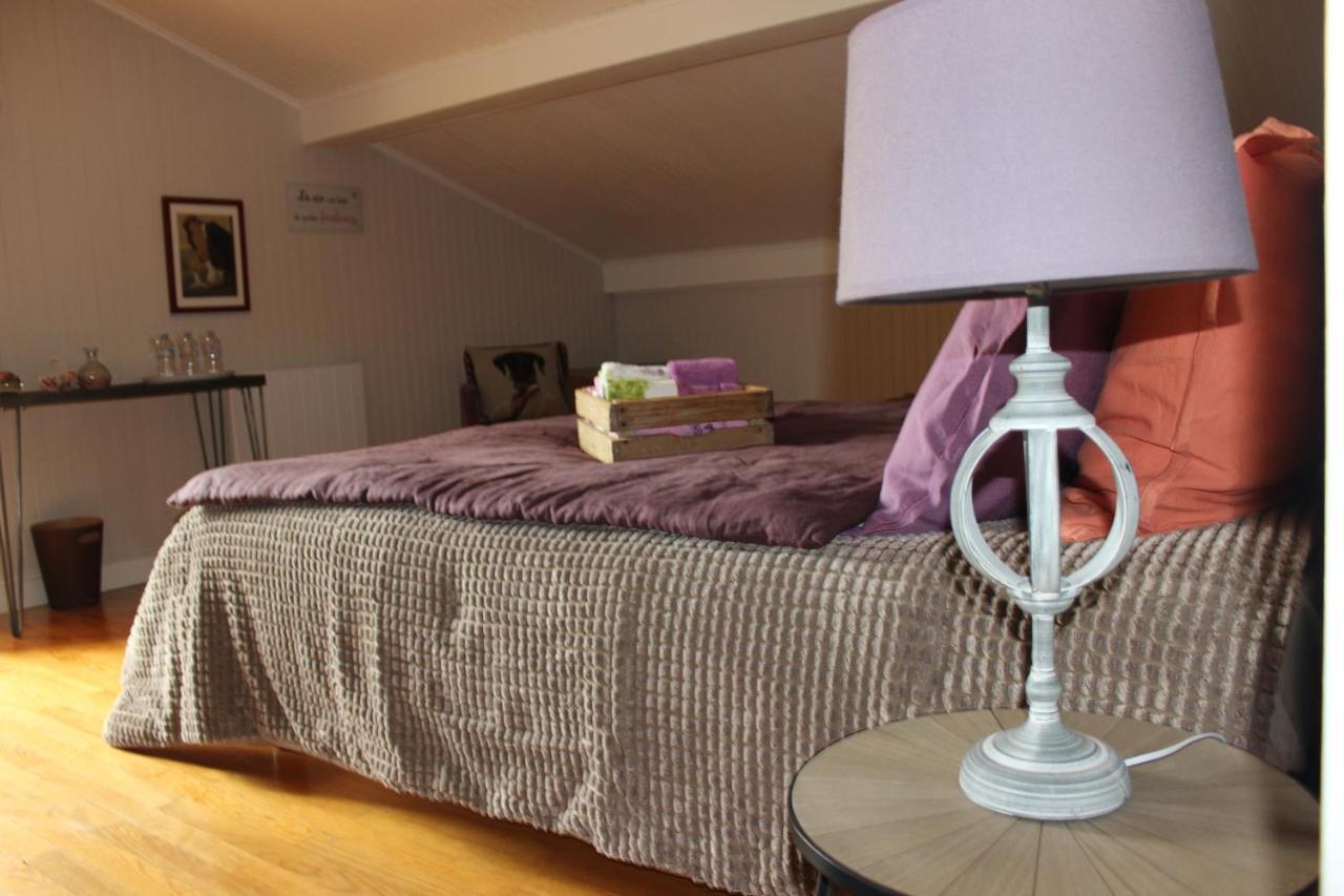 Le Chalet Des Pesettes Bed & Breakfast Thorens-Glieres Luaran gambar